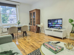 Stylish 2-Bedroom Apartment Near Abbey Road, Maida Vale